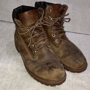 Timberland boys / girls size 5 1/2 Rustic Brown Leather Boots - FAIR condition